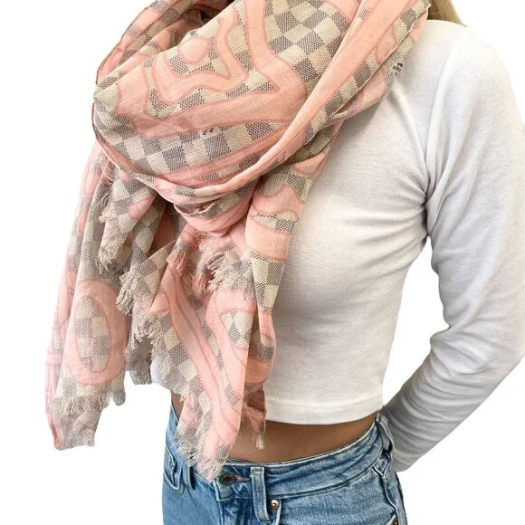 LOUIS VUITTON Vintage Damier Azur Tahitienne Logo Scarf Wrap Pink Gray [105046] - Picture 3 of 11